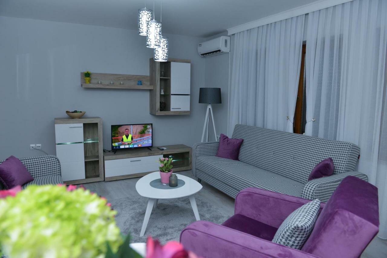 Apartman Filip Novi Pazar Buitenkant foto