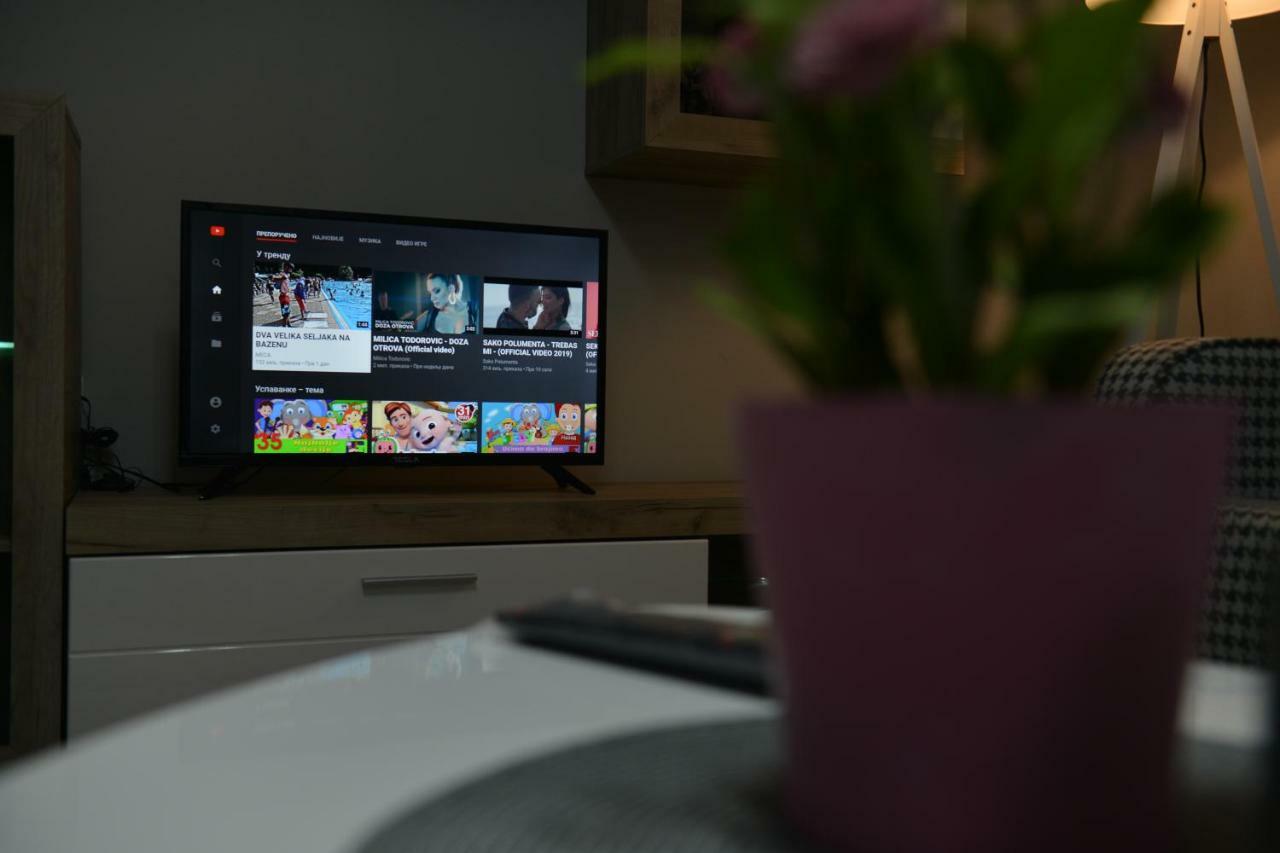 Apartman Filip Novi Pazar Buitenkant foto