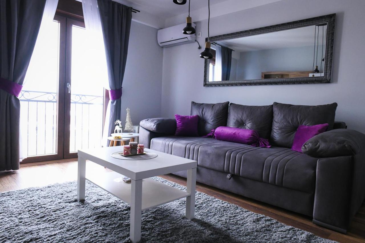 Apartman Filip Novi Pazar Buitenkant foto