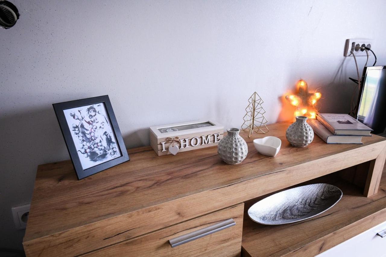 Apartman Filip Novi Pazar Buitenkant foto
