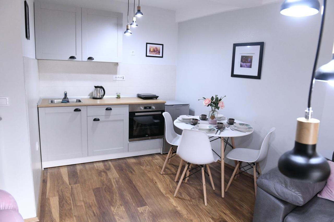 Apartman Filip Novi Pazar Buitenkant foto