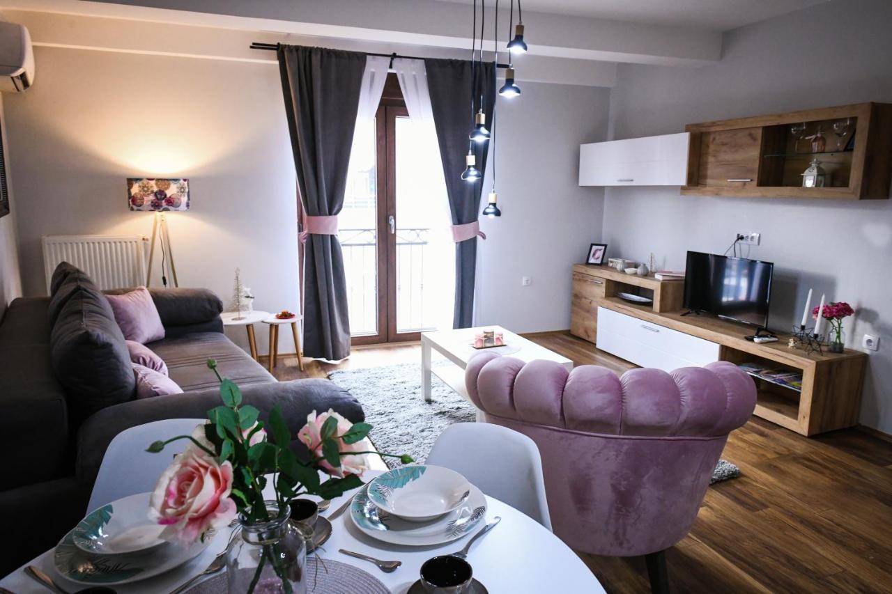 Apartman Filip Novi Pazar Buitenkant foto